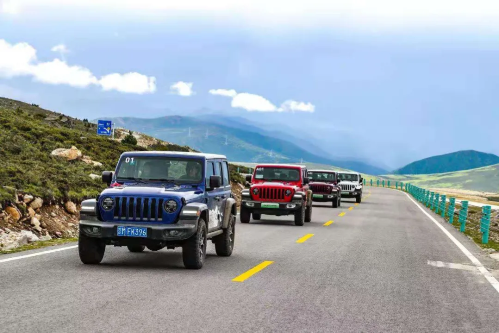 牧马人4xe：汽油慰过往，电力敬明天