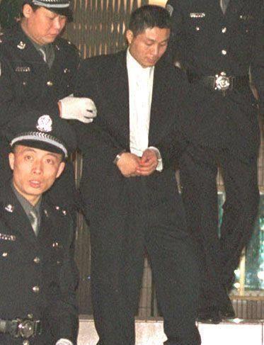 被称为第一悍匪的张君为什么会落网?其实这些细节已经注定了结果