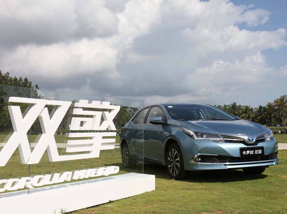 自适应巡航系统问题，丰田召回超过22万台卡罗拉/雷凌双擎