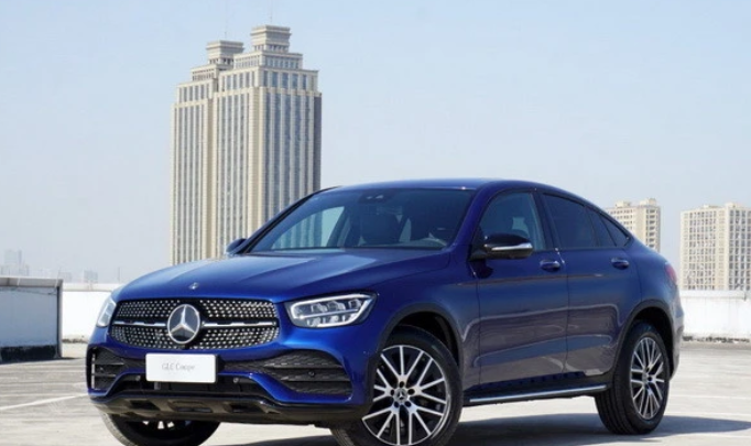奔驰GLC轿跑SUV新增车型上市，售价是亮点