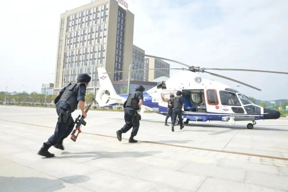 “情指勤舆督”一体化！让每一起警情处置更快更精准