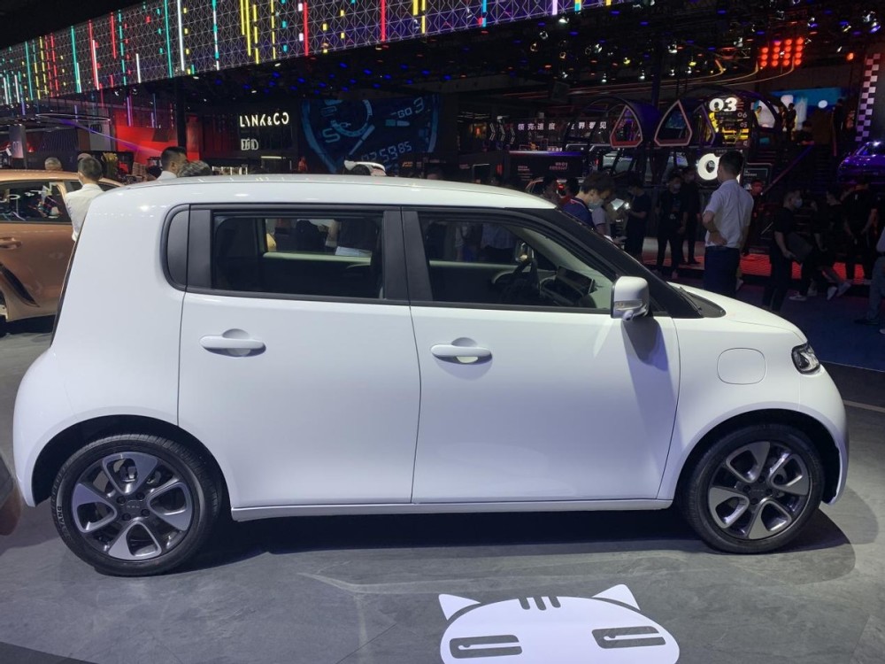 一辆不简单的“猫”，何以解忧，唯有“白猫”