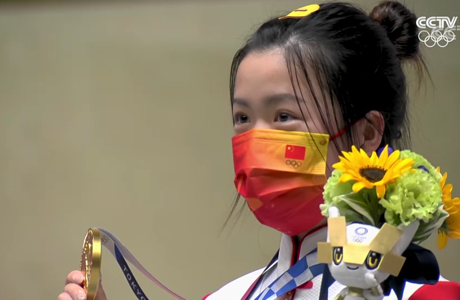 恭喜杨倩为中国队夺取奥运会首金对手最后一枪出现了严重失误