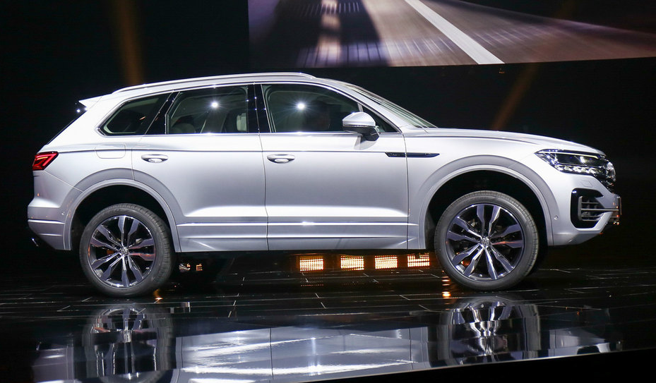 途锐全系标配空气悬架，配3.0T＋8AT，是否值得购入