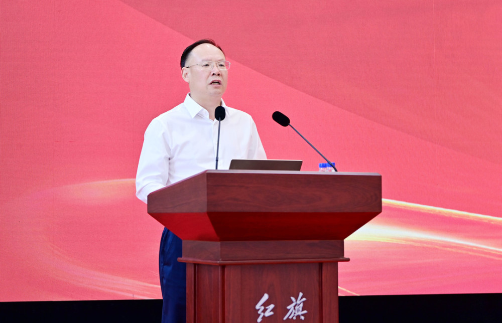 中国一汽第一届先进制造技术“旗智·iM”高端论坛开幕