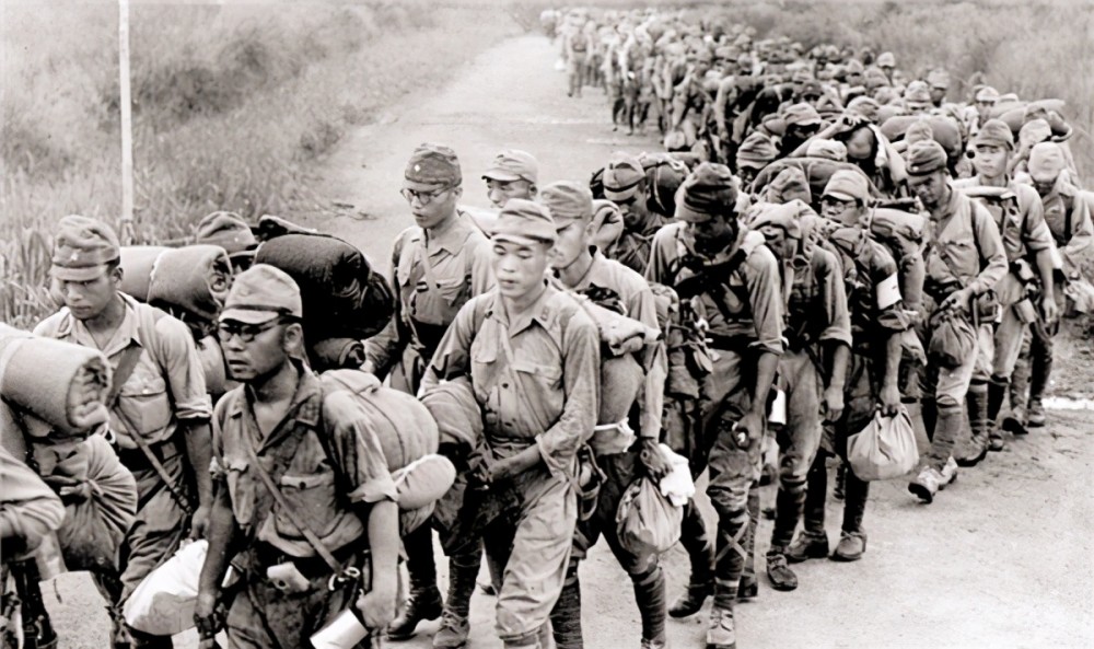 日本老兵来我国忏悔 曾迫害33名中国女性 晚年儿孙意外身亡 全网搜