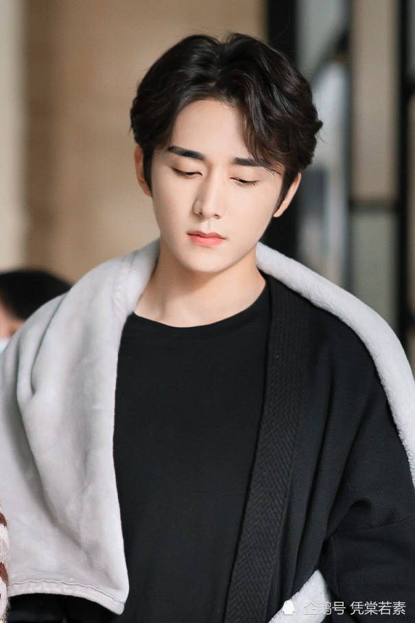 终于知道张新成的戏路为什么那么广了