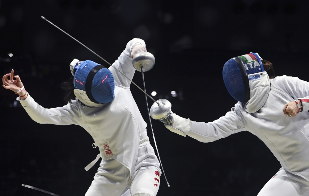 (东京奥运会)击剑——女子个人重剑:孙一文晋级四强