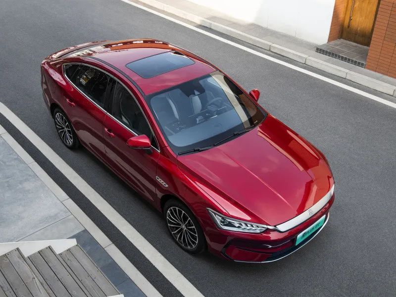 2021年了还盯着“毛豆3”？秦PLUS EV让你直呼好家伙