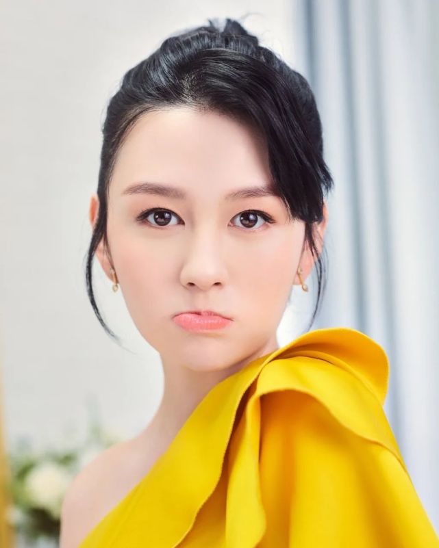 【最美星二代】沈月自小开始护肤 获靓妈邱淑贞教路接棒做女神