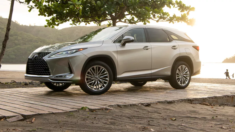 70万预算买豪华SUV，不想落俗选BBA，选这三款更有调性