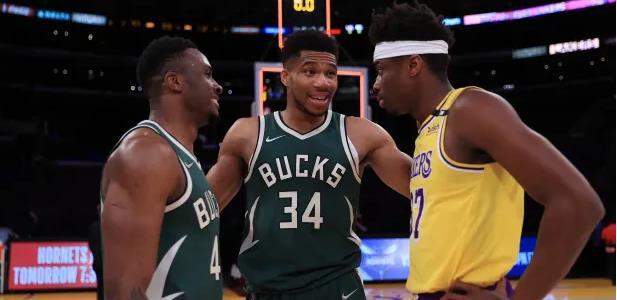 冠军三兄弟阿德托昆博是历史第一个赢得冠军的三兄弟组合