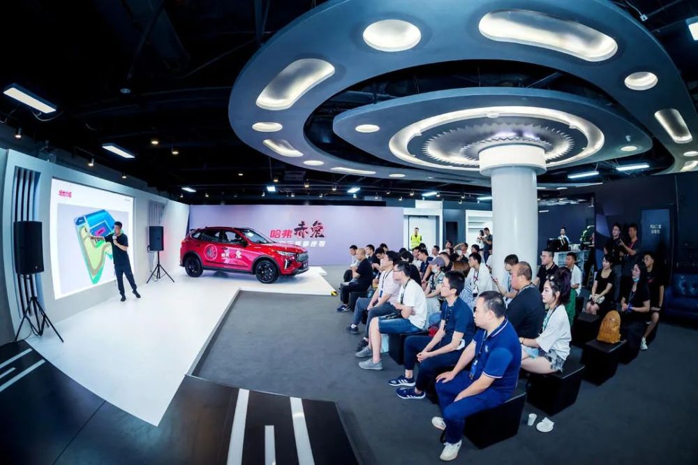 哈弗赤兔领衔赛道挑战，年轻人喜爱的SUV谁更香？