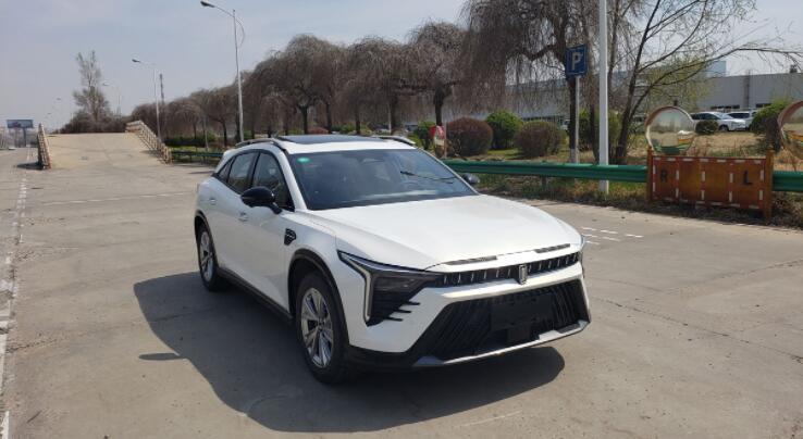 奔腾新SUV酷似马自达CX-4，2种动力选择，年内发布