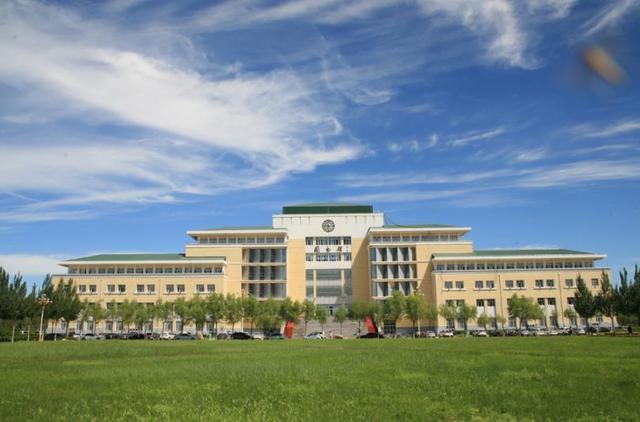 黑龙江大学排行_2021黑龙江高校排行榜,哈尔滨医科大学排名第三,哈工程屈居第二