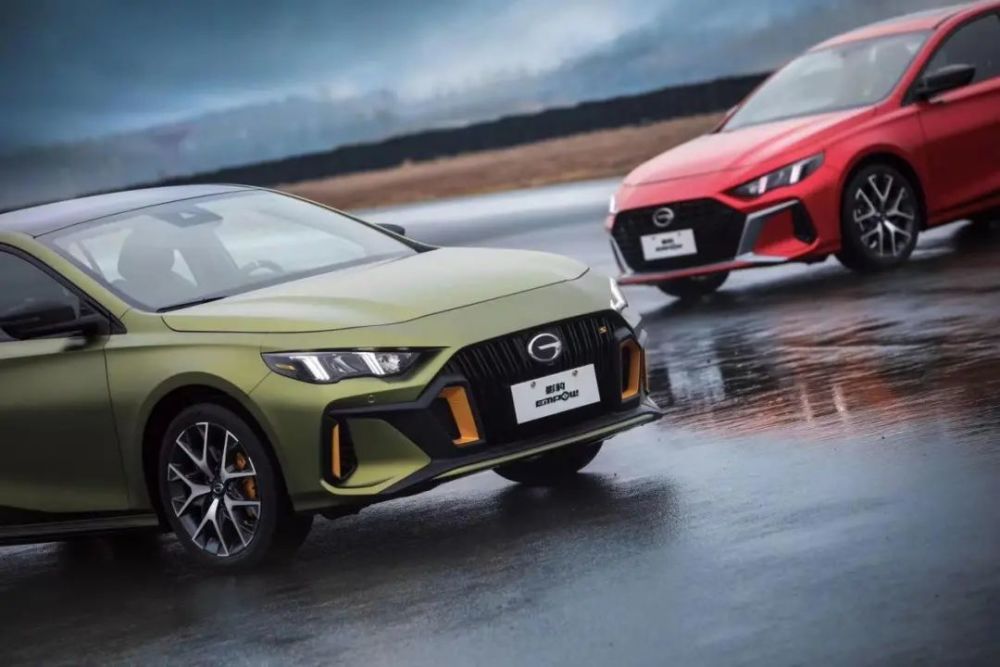 传祺影豹试驾报告丨真四出排气带悦耳声浪，操控超一流