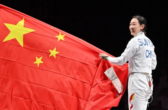 24奥运日报|在东京升起五星红旗,我们第一天就干了3次