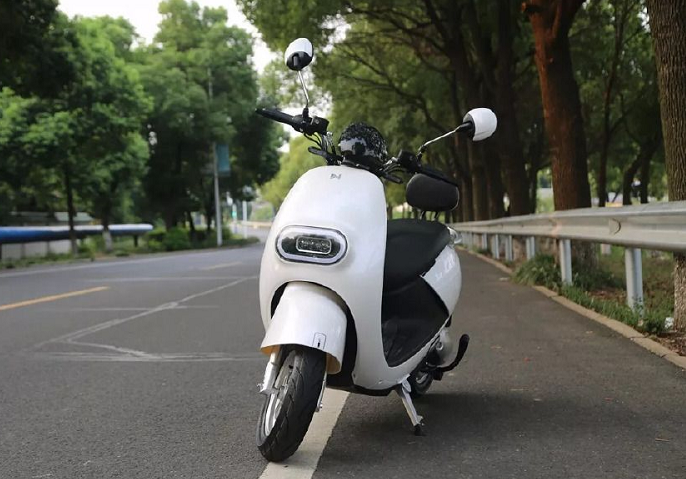 电动车“永不充电”和“自充电”，真的存在吗？依靠什么实现续航？