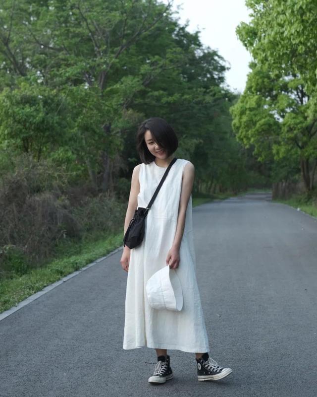 身高不足158cm的女生,夏天少穿这3个长度的裙子,否则显矮又显胖