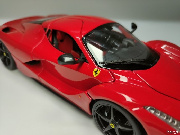 和我一起来欣赏超级跑车法拉利laferrari的美