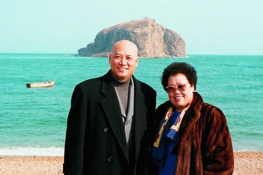 昔日的女富豪陈丽华,现任老公是"唐僧"扮演者,前夫是何来路?