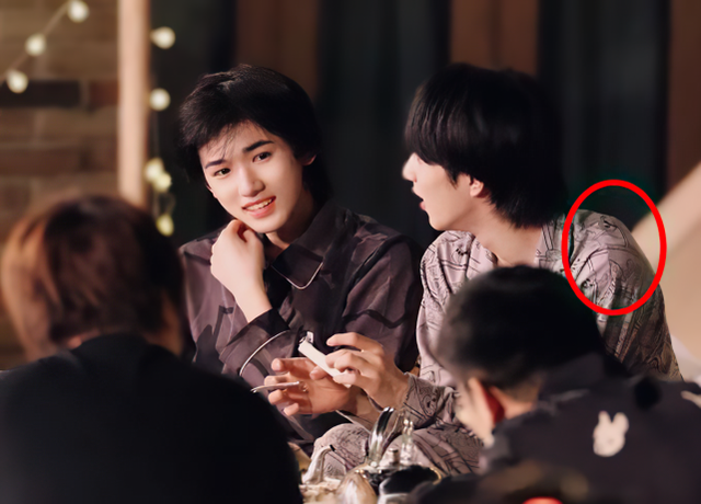 宋亚轩刘耀文录节目改名连在一起读很甜撒糖方式绝了