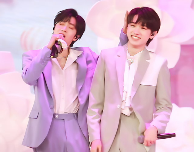 宋亚轩刘耀文录节目改名连在一起读很甜撒糖方式绝了