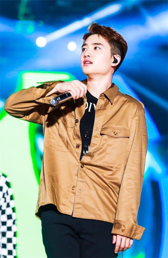 exo都暻秀发布精彩集锦专辑预定量超过17万张目标亦在西方市场