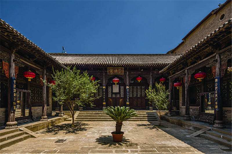 古时候,富贵人家的那些丫鬟都是从哪来的?