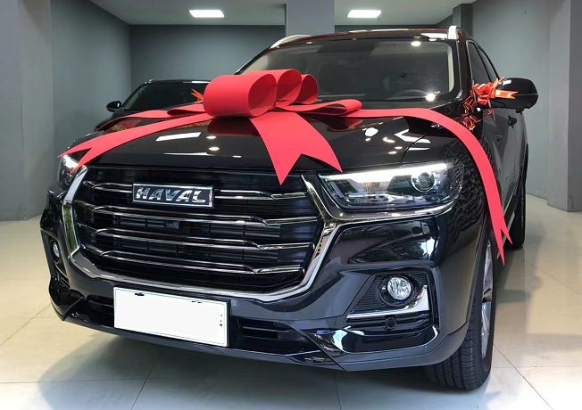 9.8万起！到店体验新款哈弗H6，外观豪华，内饰奢侈，动力还挺强