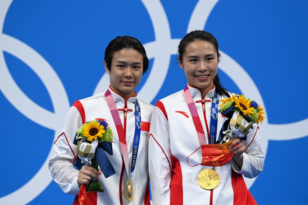 【君乐宝优萃奶粉】无悬念!奥运跳水女子双人三米板施廷懋/王涵摘金
