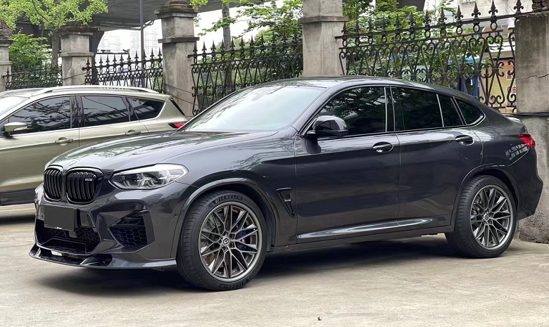 又又又降价了，连降15万！3.0T宝马X4 M，外观超燃，内饰战斗