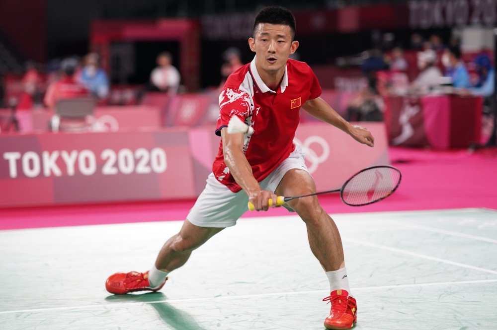 东京奥运会羽毛球男单小组赛谌龙获胜