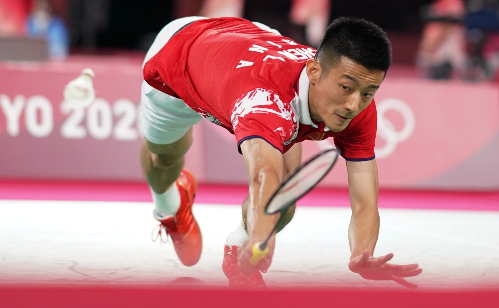 东京奥运会羽毛球男单小组赛谌龙获胜