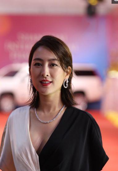 美到骨子里黑龙江的十大女明星,个个美若天仙,你最喜欢谁?