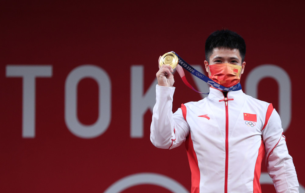东京奥运会举重男子61公斤级李发彬夺冠5