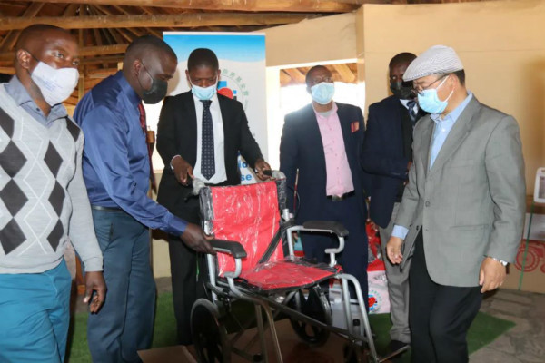 博茨瓦纳华人暖心善举助社区御寒抗疫