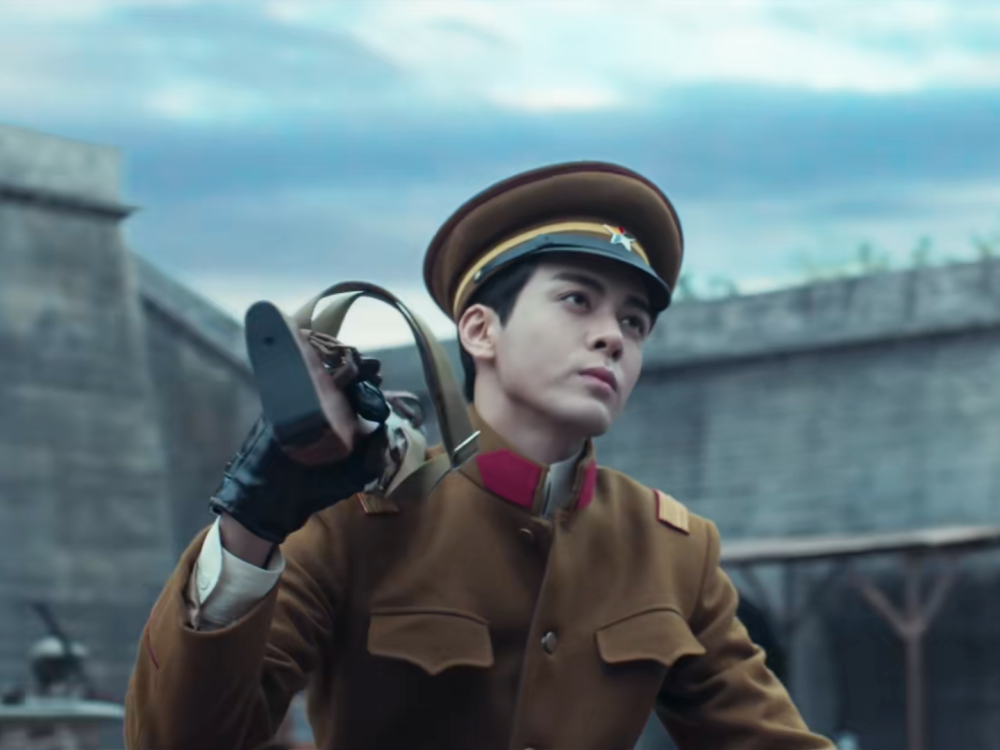 《古董局中局》又一新角色出场,帮了许一城大忙,老朝奉都惹不起