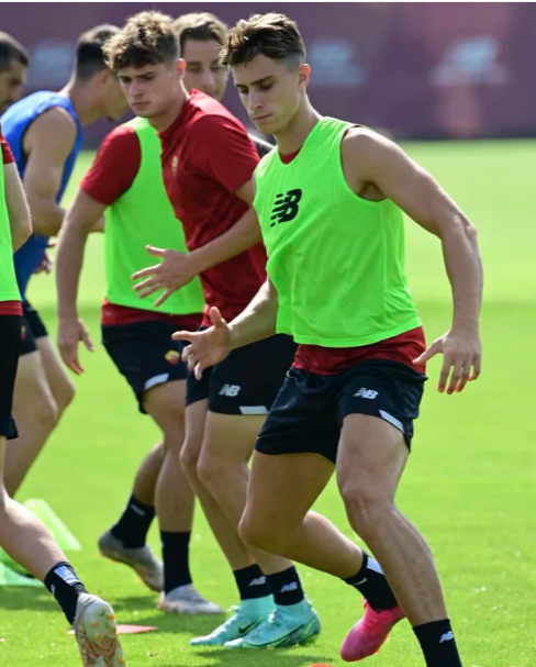 意媒预测罗马下场热身赛首发罗马发布周六训练照