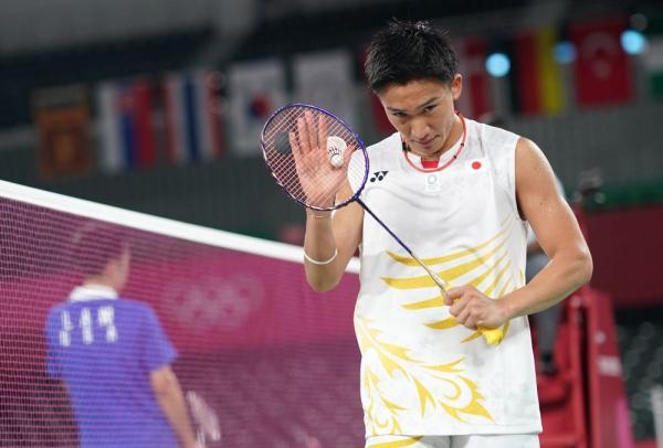 东京奥运会羽毛球桃田贤斗男单小组赛晋级