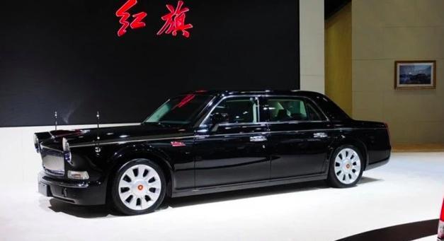不把劳斯莱斯宾利放在眼中，国产超豪华新款旗舰谍照曝光