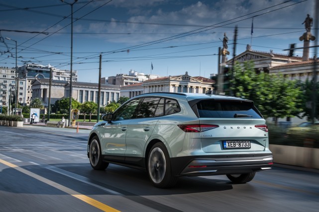 试驾斯柯达enyaqiv电动suv标志着整个级别的未来