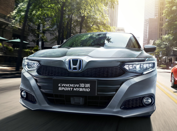 人称“小雅阁”，满油可续航1000公里，关键价格非常接地气！