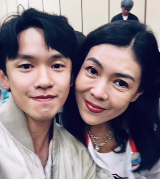 心动的信号4男二家世显赫与苏芒合照竟是女三高攀了