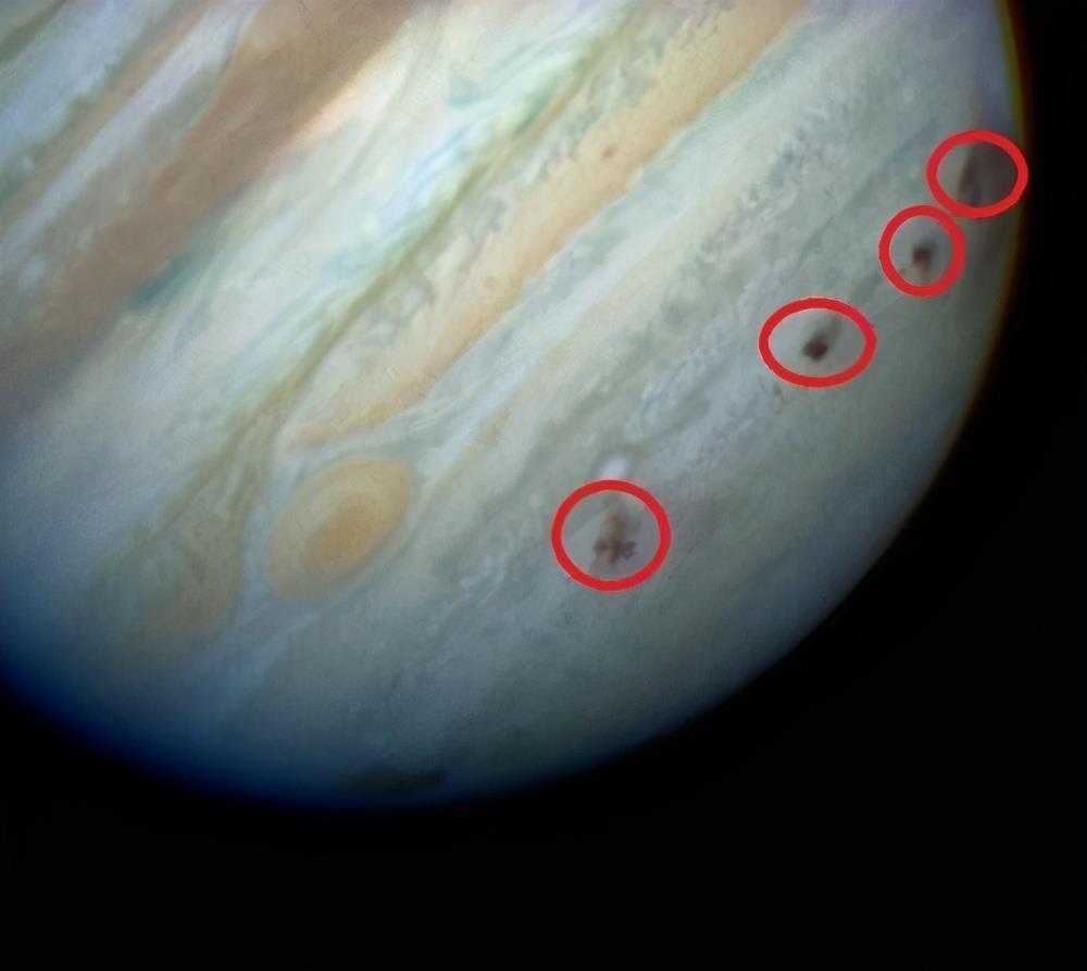 人类亲眼观测:94年彗木相撞事件,威力与20亿颗原子弹相当