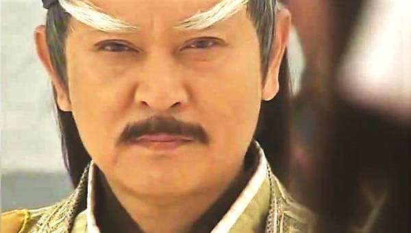 倚天屠龙记中白眉鹰王殷天正为什么要自立门户