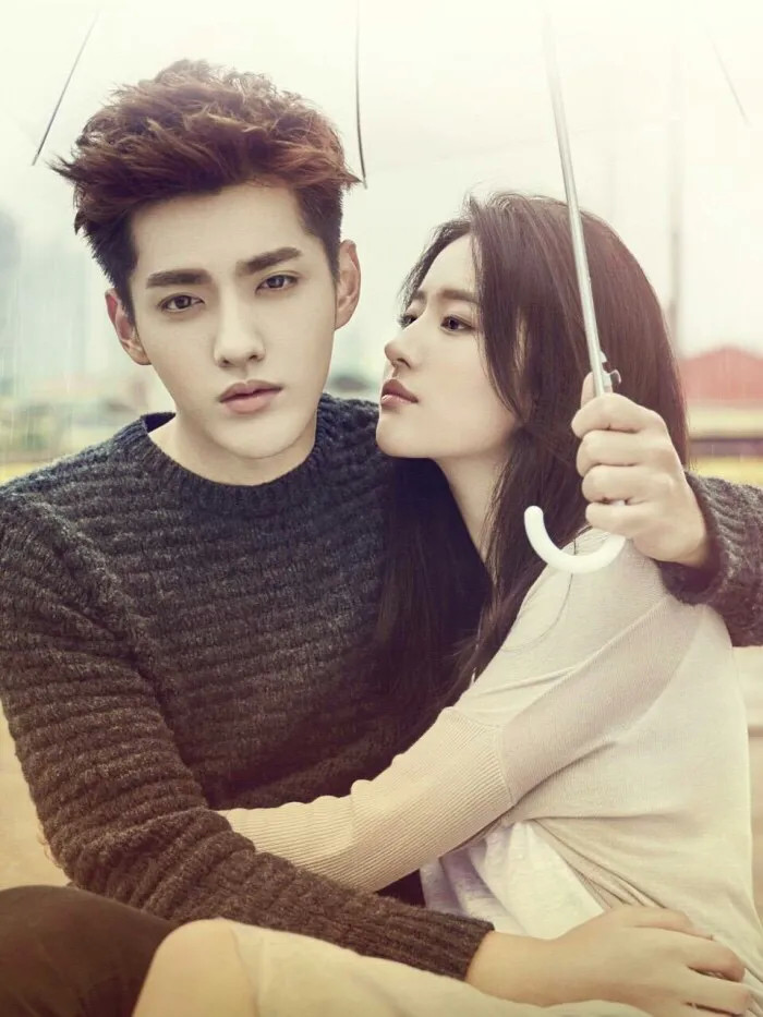 有一次,吴亦凡吐槽刘亦菲说,你的反应也太慢了,刘亦菲当场就回怼过去