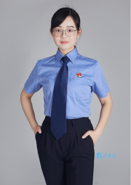 看起来还带着几分学生气的王成霞,如今已经是宿迁检察机关的一名精兵