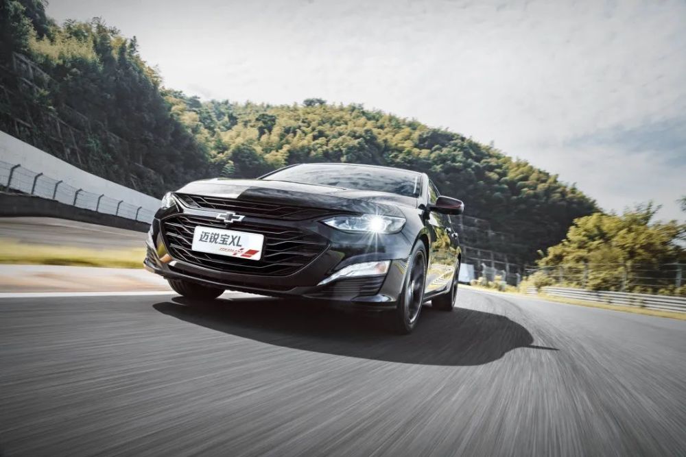 真的吗？这款中级车，不比GTI贵，却比GTI更快？