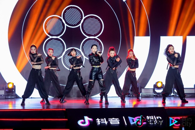 沪上接力制燥，抖inCity点燃城市热力值